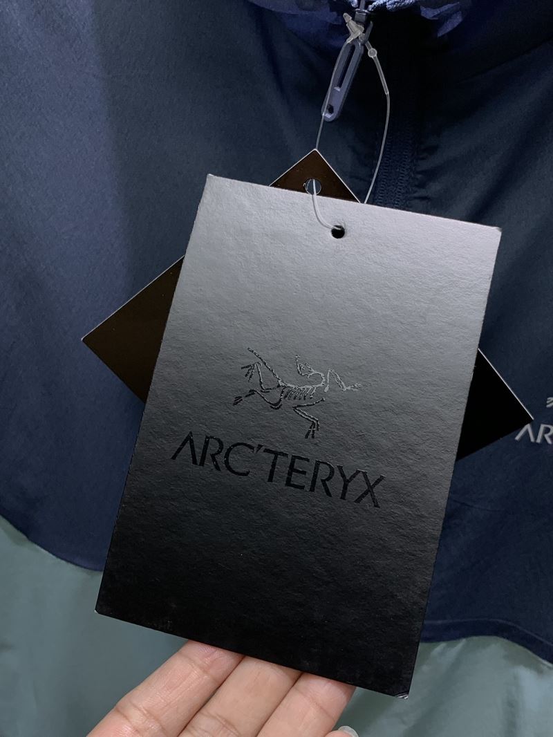 Arcteryx Sunscreen Jacket